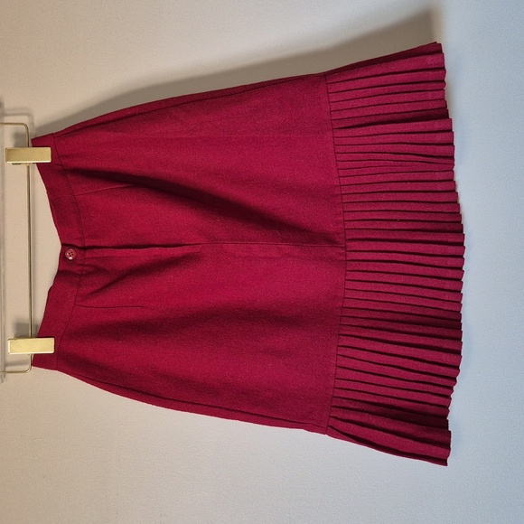 Vintage Valia Rich Red A-Line Skirt with Pleats, Size S/M Classic Preppy Wool - Picture 5 of 7